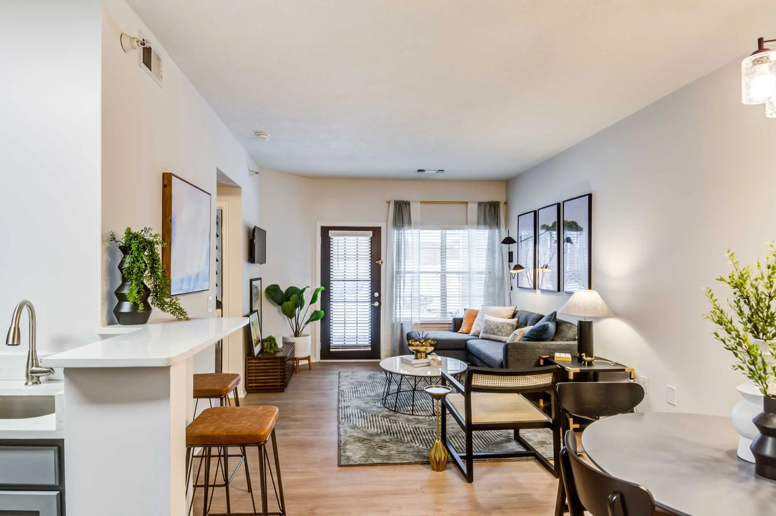 Bracken House Apartments in Pittsburgh, PA